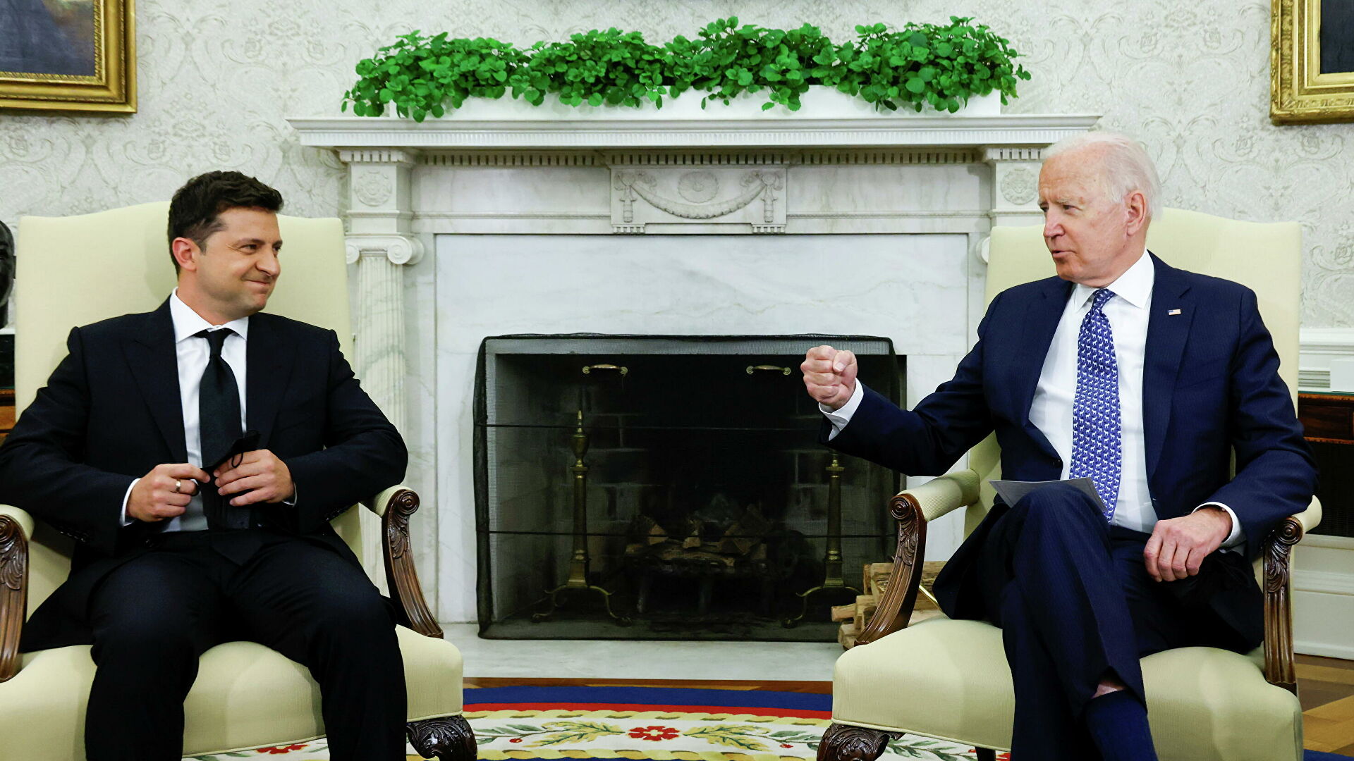 Зеленский: Вашингтону следует наращивать свое присутствие на Украине