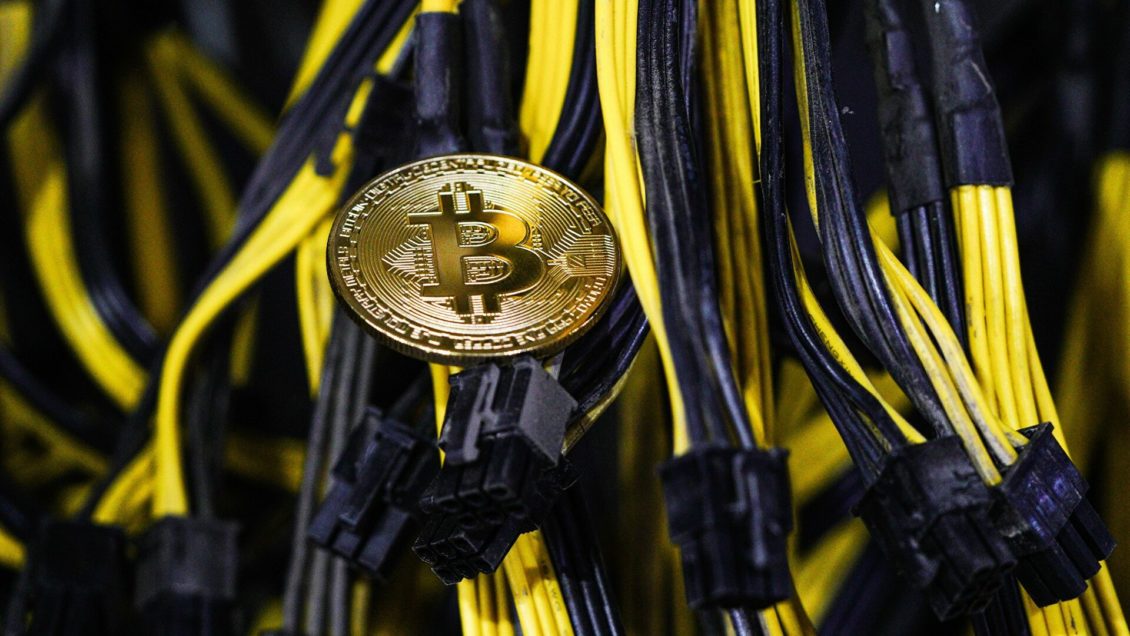 Названы характеристики стран, где могут признать биткоин