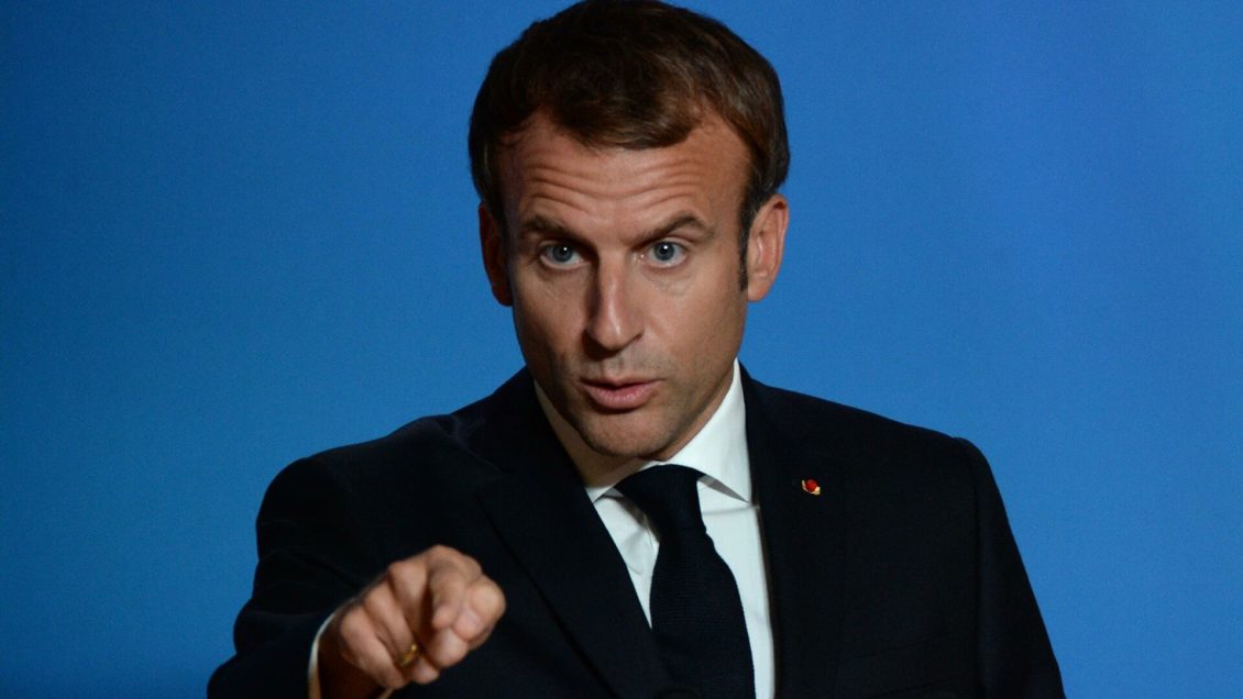 Макрон: дискуссии Парижа и Лондона по лицензиям на рыболовство продолжатся во вторник Макрон: дискуссии Парижа и Лондона по лицензиям на рыболовство продолжатся во вторник