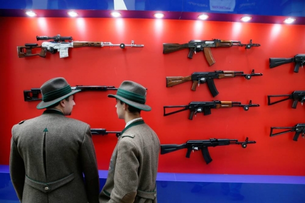 МВД предложило запретить сигнальное оружие, кроме пистолетов