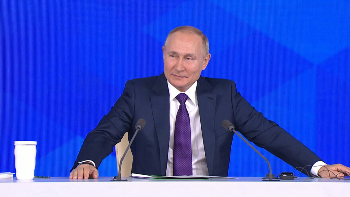 Путин освободил Якунина от должности замдиректора ФСИН Путин освободил Якунина от должности замдиректора ФСИН