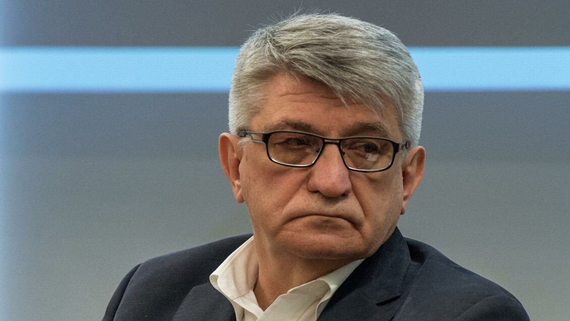 Сокуров прокомментировал слова Кадырова про спор с Путиным Сокуров прокомментировал слова Кадырова про спор с Путиным