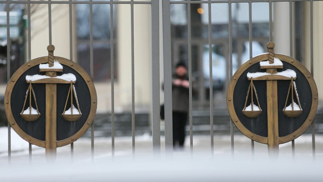 Отца экс-директора ФБК* Жданова вновь отправили в СИЗО Отца экс-директора ФБК* Жданова вновь отправили в СИЗО