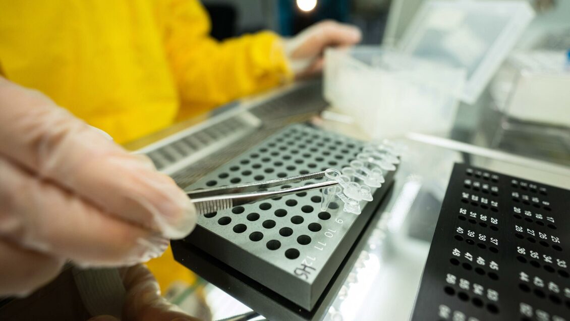 Вирусолог озвучил условие для введения локдауна в январе Вирусолог озвучил условие для введения локдауна в январе