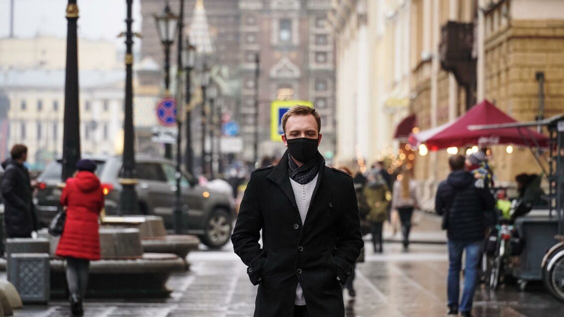 Глава Петербурга назвал эпидситуацию в Петербурге сложной