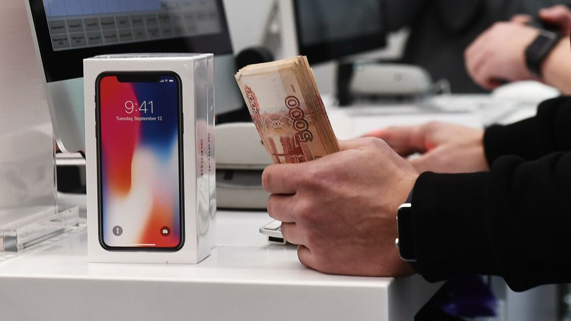 "Цены подскочат еще на треть": когда выгоднее покупать электронику