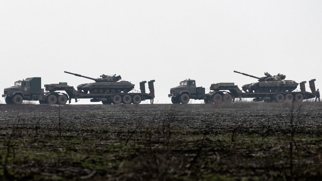 В ЛНР заявили о гранатометном обстреле поселка Молодежное со стороны украинских силовиков В ЛНР заявили о гранатометном обстреле поселка Молодежное со стороны украинских силовиков