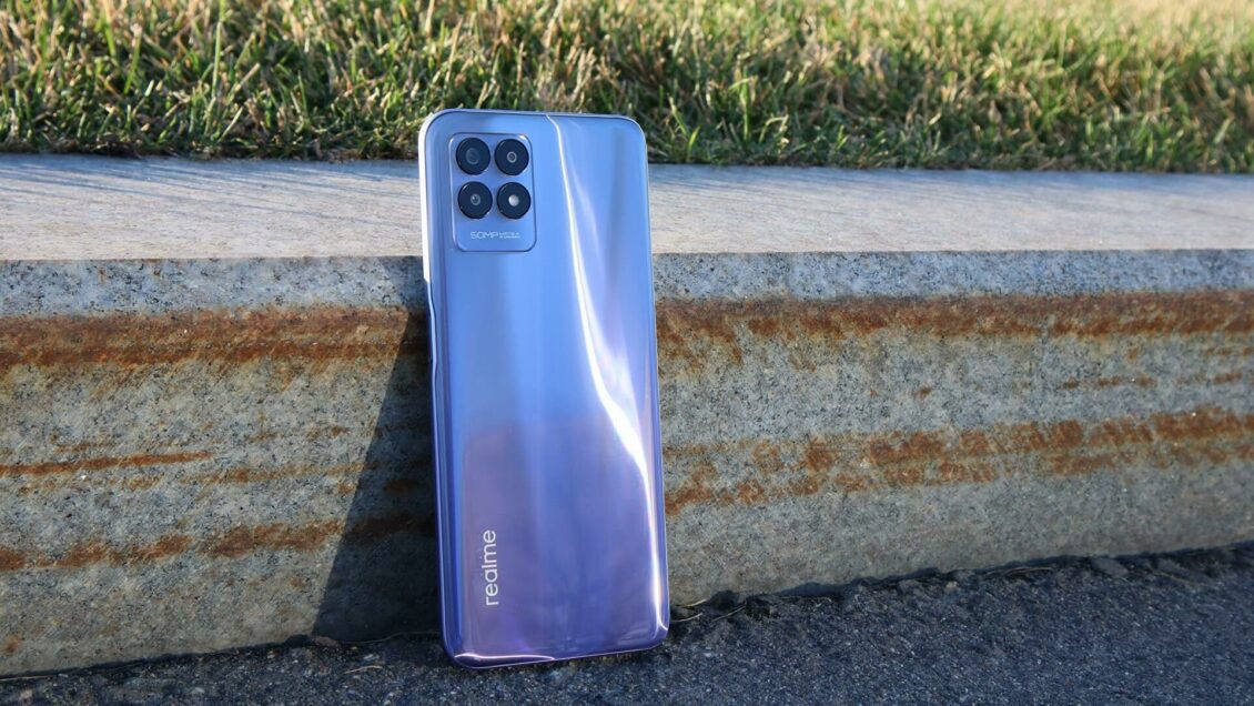 Флагманские смартфоны realme GT 2 и GT 2 Pro появятся в России