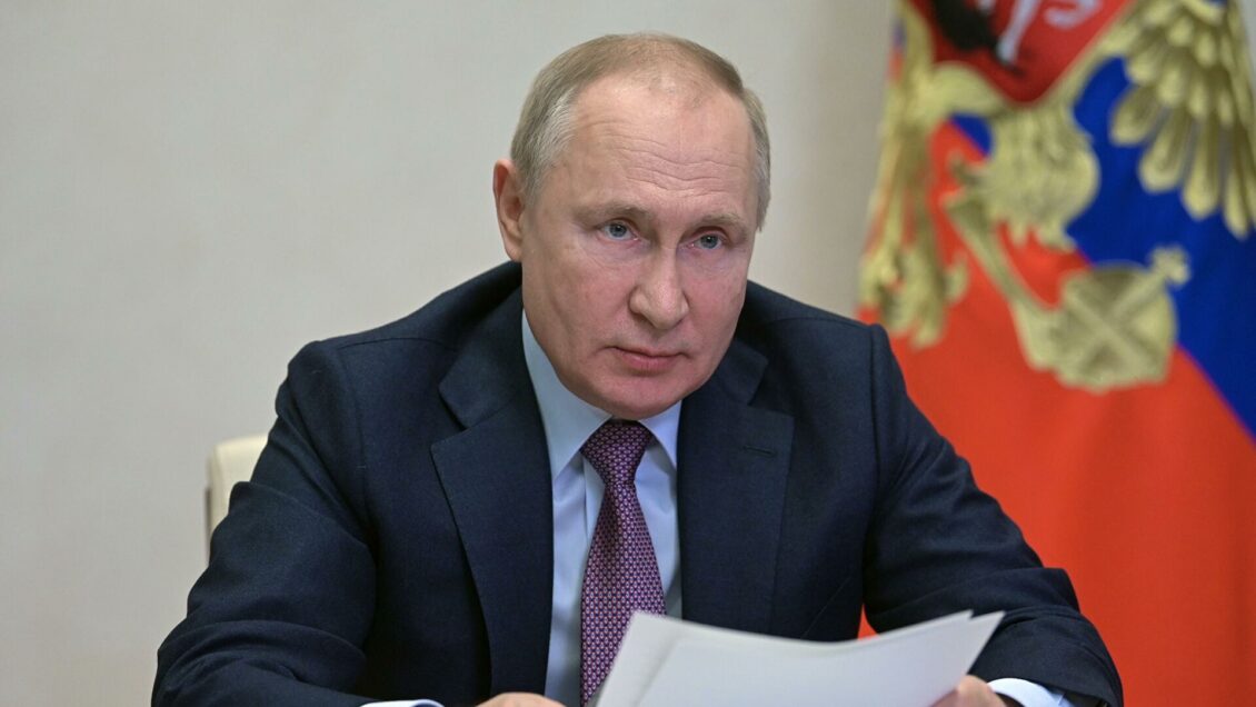 Путин в четверг проведет три международных телефонных разговора Путин в четверг проведет три международных телефонных разговора