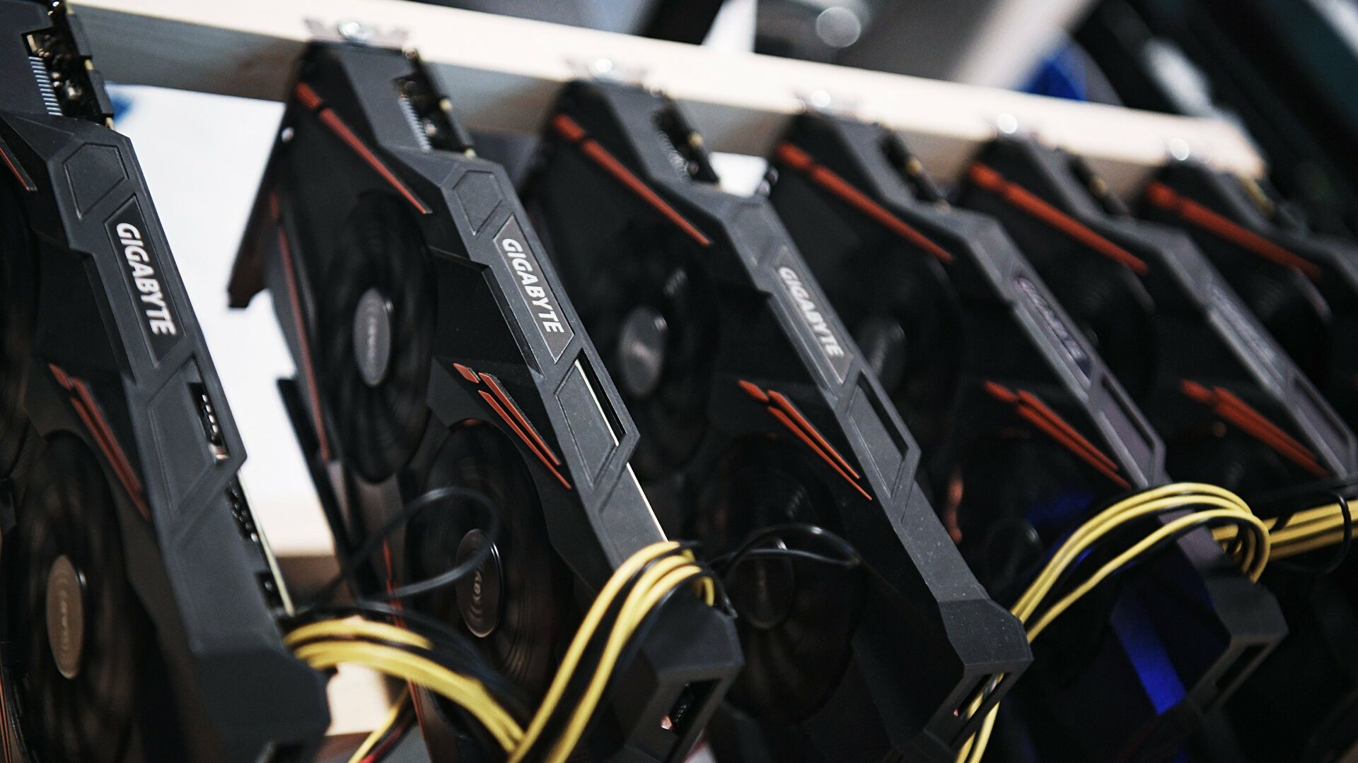 Эксперт рассказал, сколько может приносить бюджету майнинг биткоинов