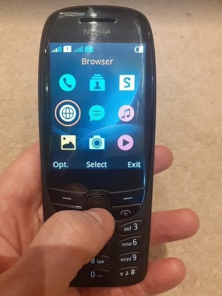 Nokia со «змейкой» вновь появилась в продаже