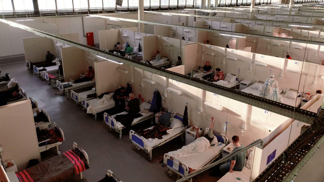 Пик распространения "омикрона" в Петербурге ждут к концу января Пик распространения "омикрона" в Петербурге ждут к концу января