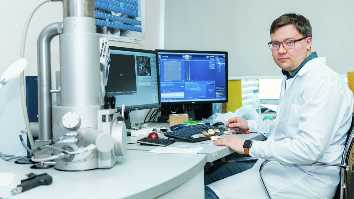 Ученые предложили делать аккумуляторы из использованных масок