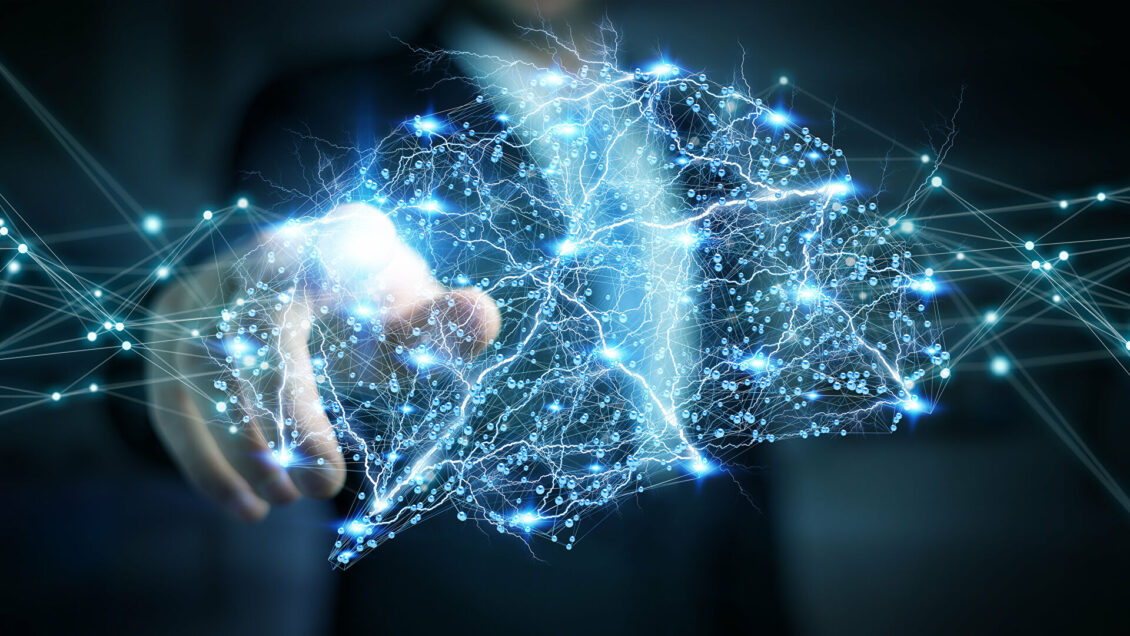 Эксперт: гибрид человека и искусственного интеллекта появится в 2022 году Эксперт: гибрид человека и искусственного интеллекта появится в 2022 году