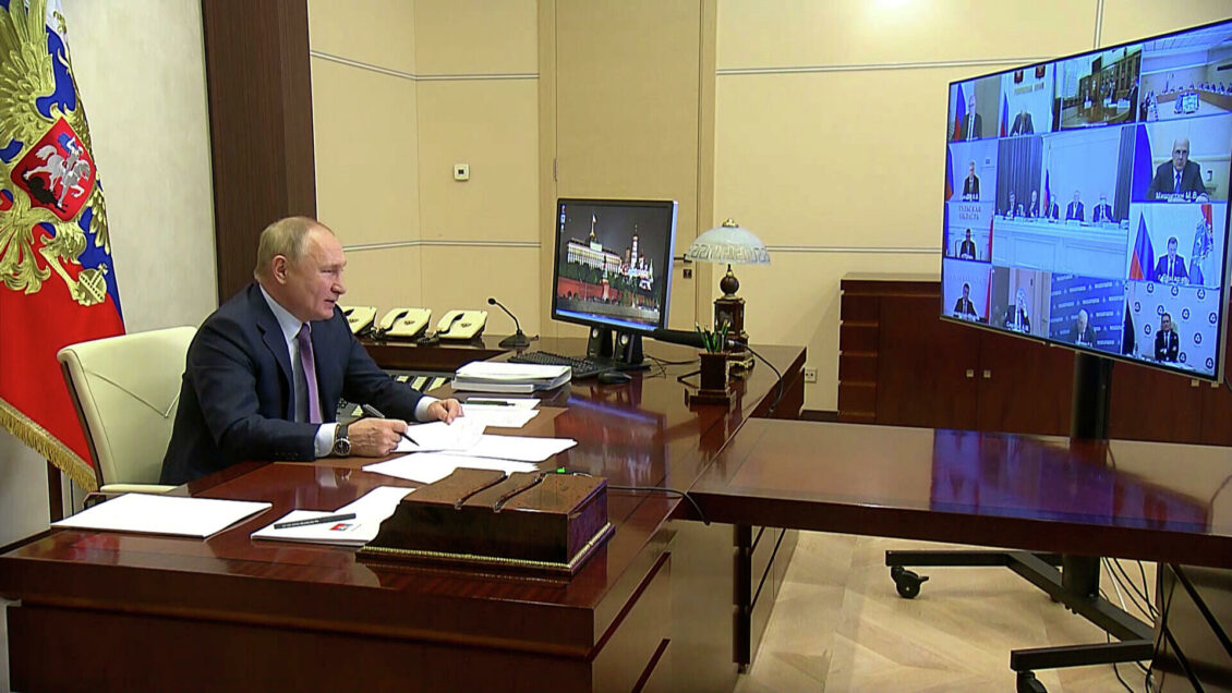 Bloomberg: Европа может остаться без газа через два месяца