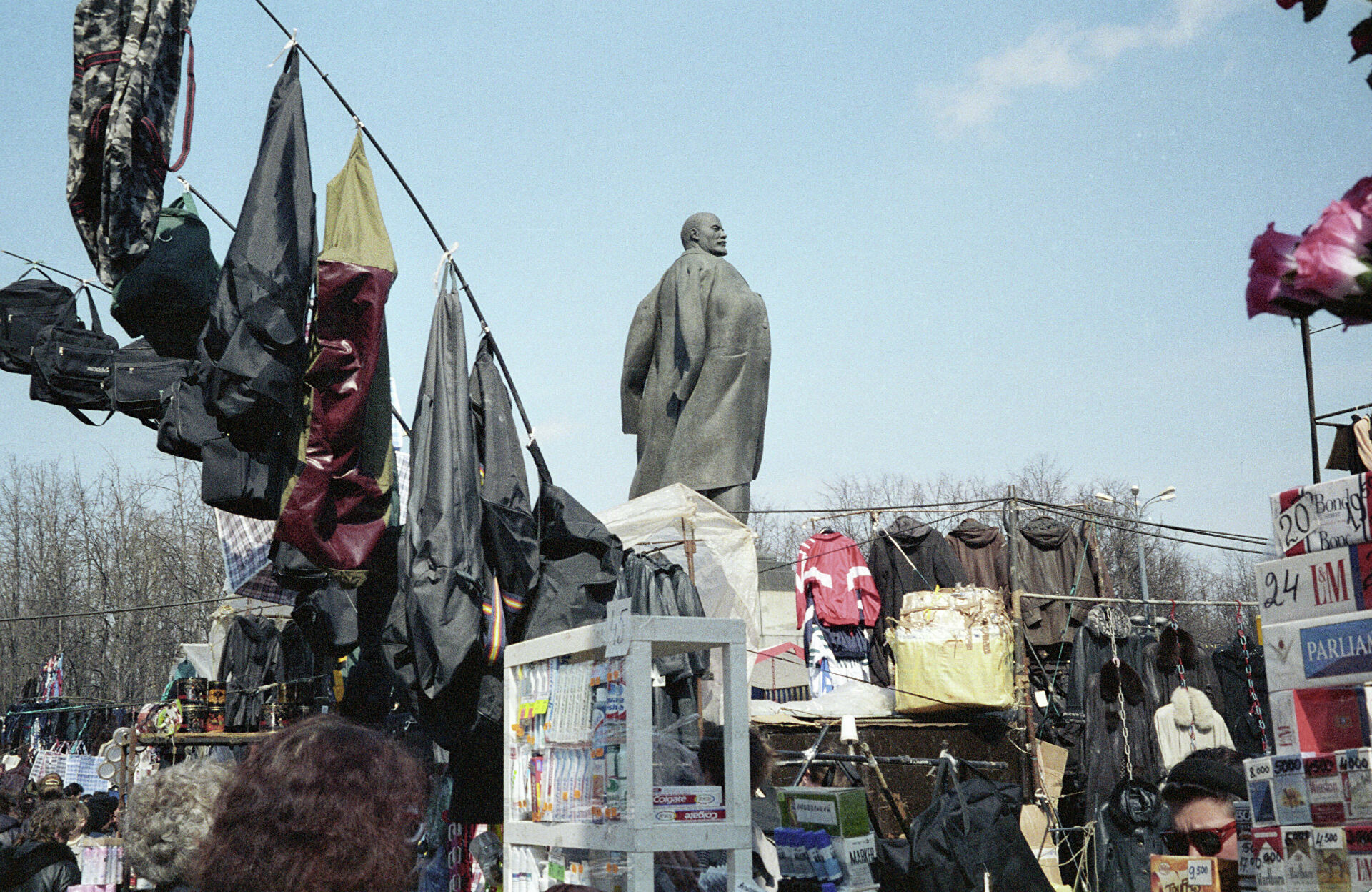 Шок &mdash; это по-нашему. Почему начало 90-х стало катастрофой