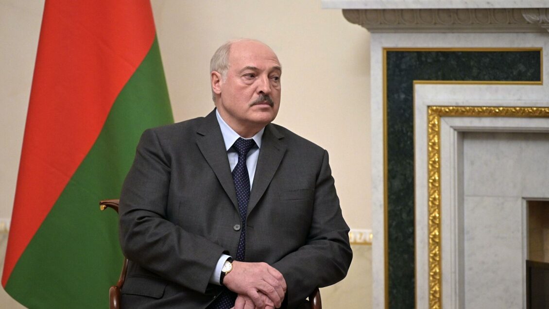 Президент Лукашенко обсудил с Путиным план будущей встречи и участия в учениях Президент Лукашенко обсудил с Путиным план будущей встречи и участия в учениях