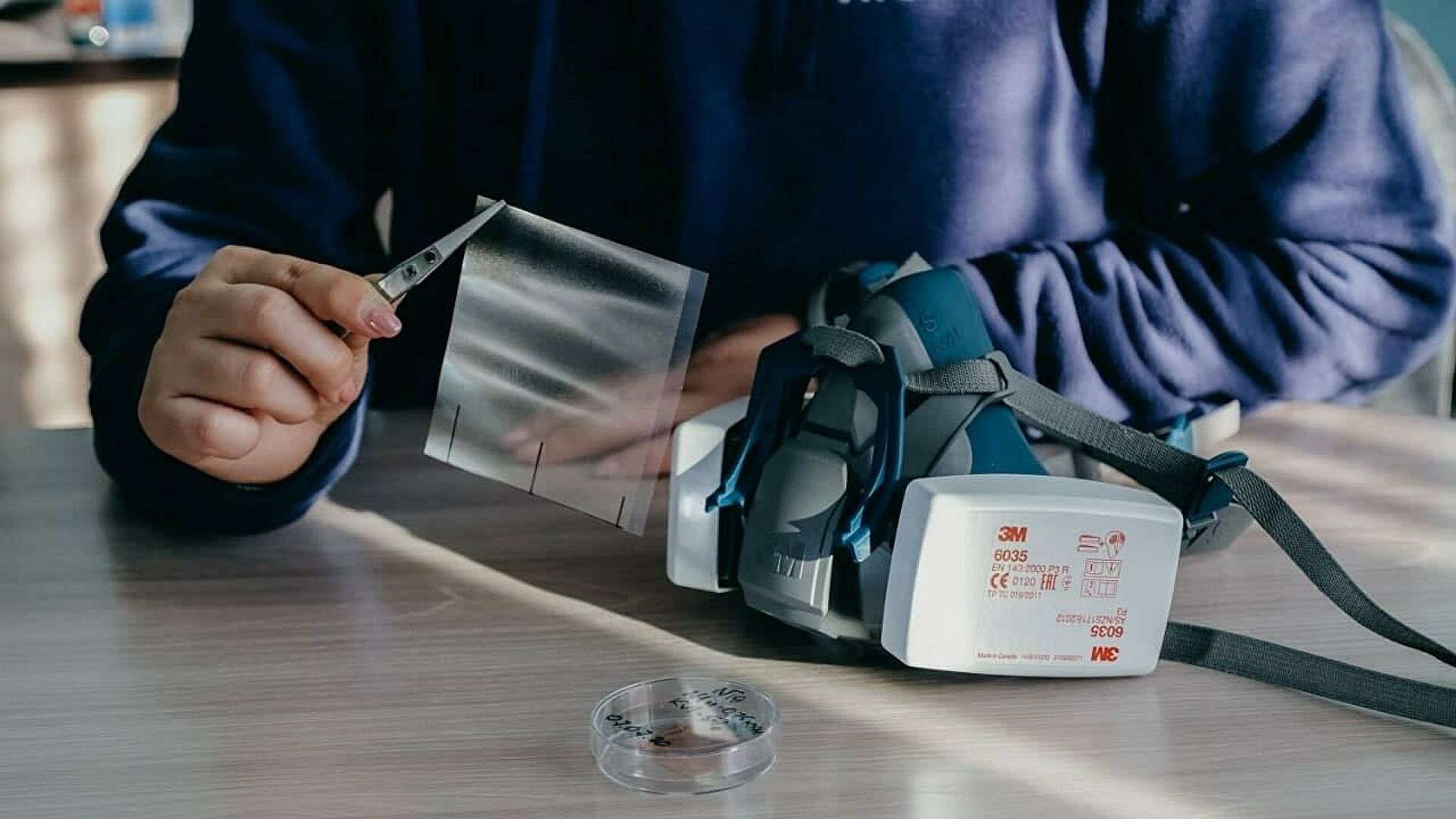 Правильные маски. Что лучше защищает от омикрон-штамма