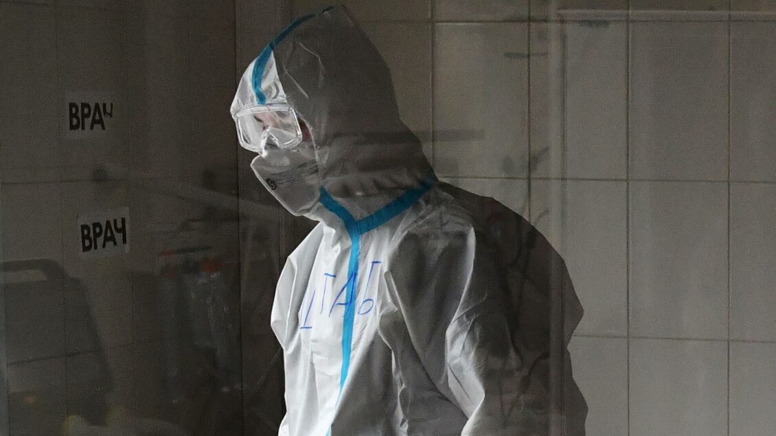 В Москве за сутки госпитализировали 1528 человек с COVID-19 В Москве за сутки госпитализировали 1528 человек с COVID-19