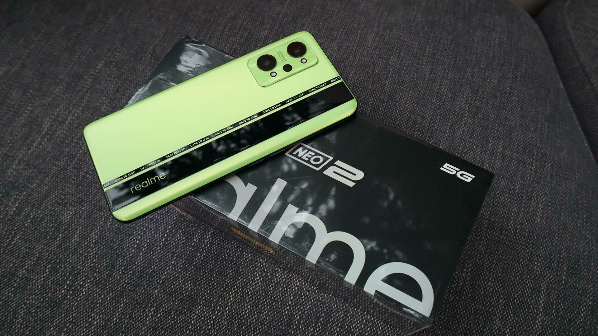 Moto привезла в Россию новый смартфон Edge 20