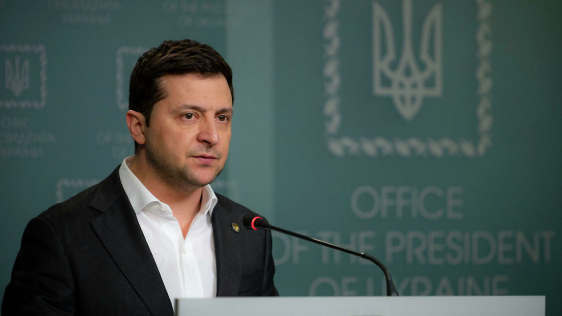 Зеленский поговорил с президентом Азербайджана о поставках нефти Зеленский поговорил с президентом Азербайджана о поставках нефти