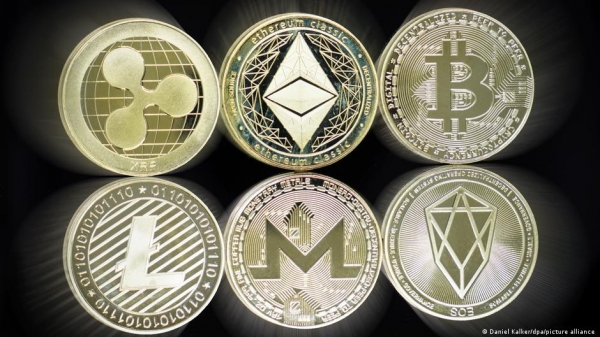 Глава ЦБ Венгрии предложил запретить криптовалюту и майнинг в ЕС