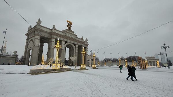 Moto привезла в Россию новый смартфон Edge 20