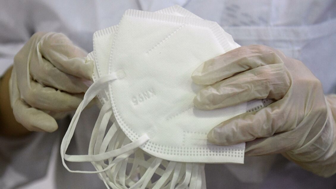 Правильные маски. Что лучше защищает от омикрон-штамма