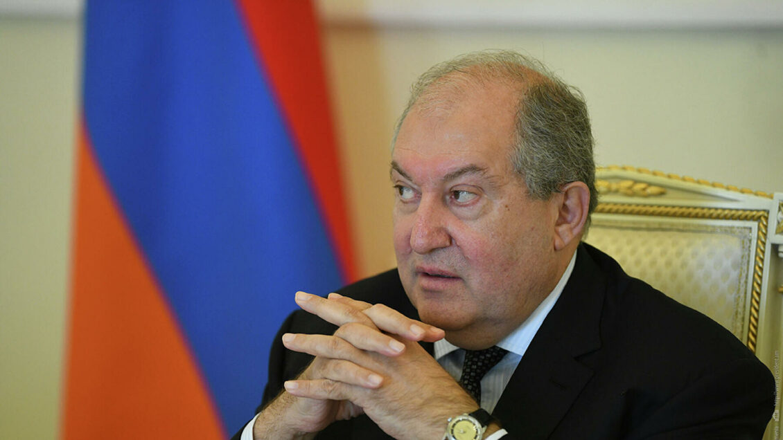 Полномочия президента Армении Саркисяна официально прекратили Полномочия президента Армении Саркисяна официально прекратили