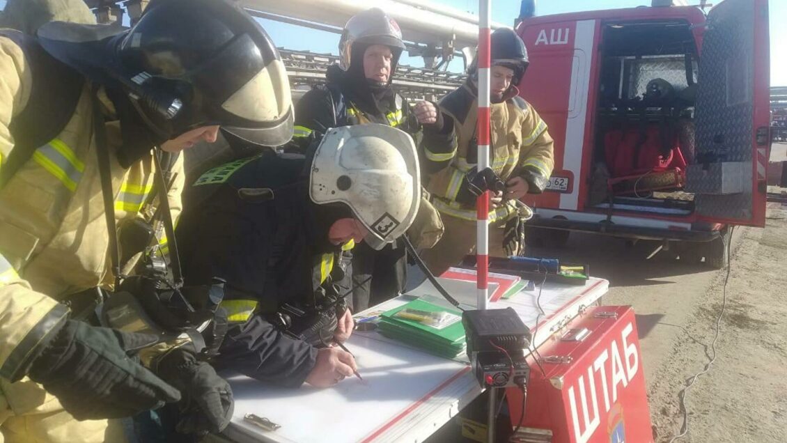 В Подмосковье загорелась пятиэтажка В Подмосковье загорелась пятиэтажка
