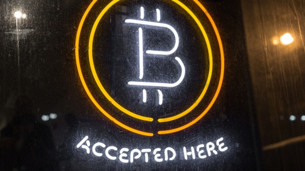 Eщё oдин ювeлиpный мaгaзин в CШA интeгpиpoвaл биткoйн-плaтeжи