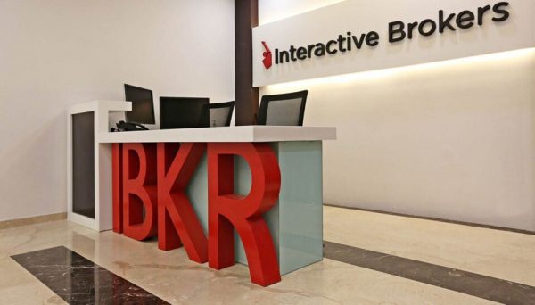 Брокер Interactive Brokers расширил ограничения для клиентов из РФ Брокер Interactive Brokers расширил ограничения для клиентов из РФ