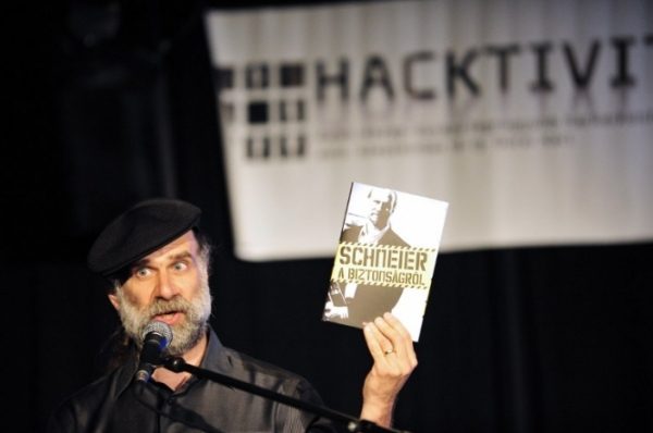 Как противостоять наблюдению