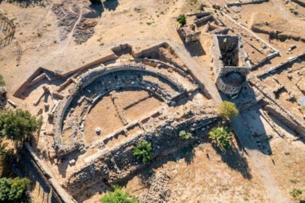 В Турции нашли детскую могилу с браслетами и погребальными дарами