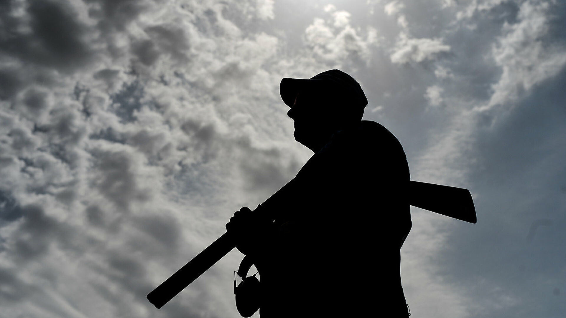 На Чукотке возбудили дело после публикации фото с убитыми гусями На Чукотке возбудили дело после публикации фото с убитыми гусями