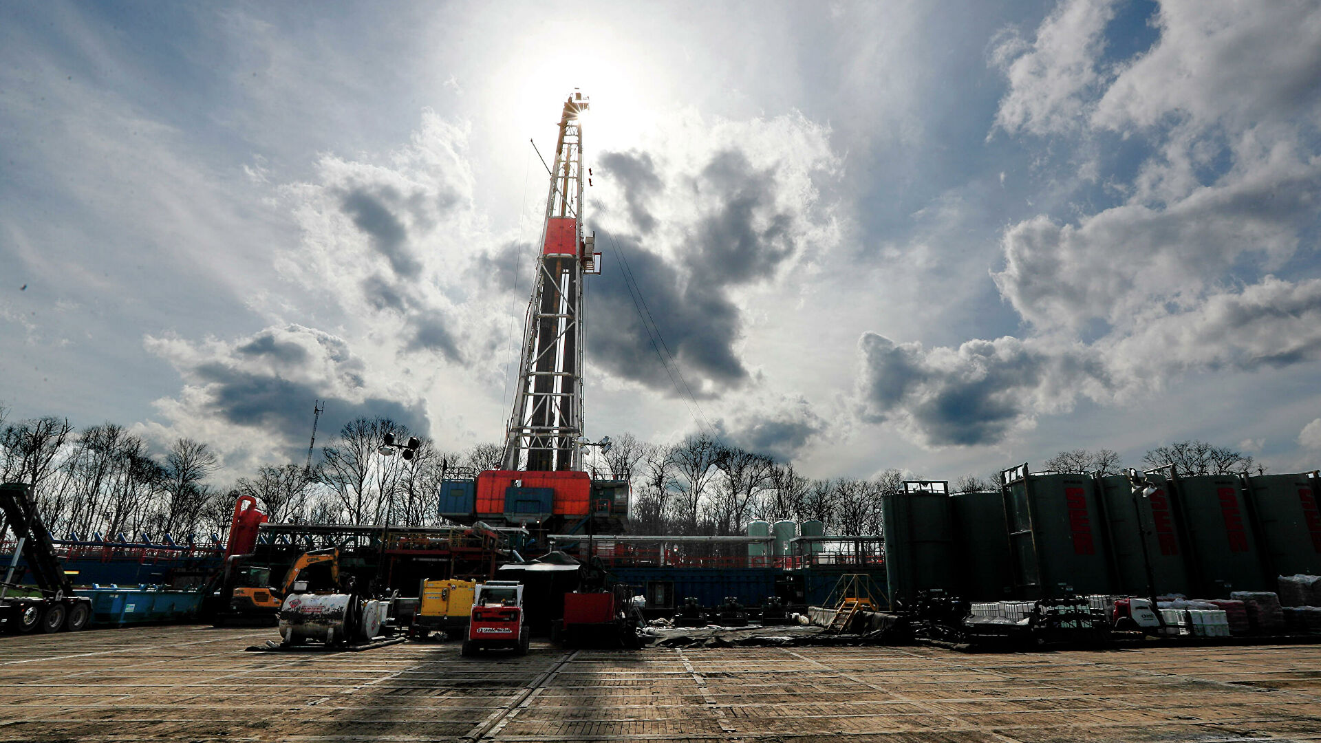 Белый дом не исключил высвобождение дополнительных запасов нефти из резерва