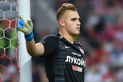 Футболист «Спартака» осудил безумие русских во время пандемии Футболист «Спартака» осудил безумие русских во время пандемии