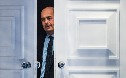 СМИ узнали о планах властей Италии закрыть Милан и Венецию из-за вируса