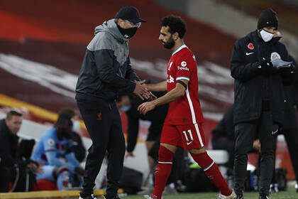 «Аталанта» с просидевшим в запасе Миранчуком разгромно проиграла «Ливерпулю»