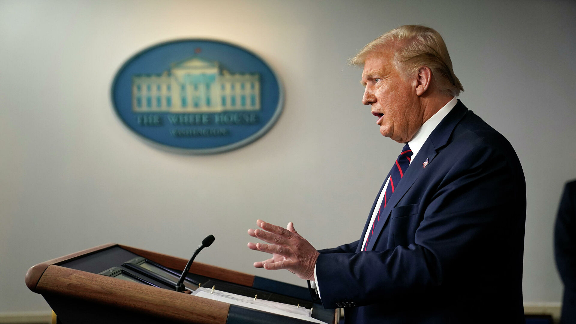 Трамп раскритиковал возможные условия сделки по TikTok