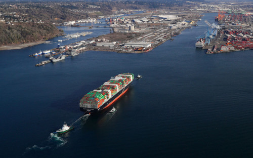 Трамп пообещал довести до конца торговые переговоры с Китаем