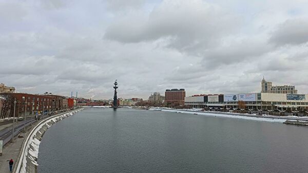 В России представили китайский смартфон-хамелеон Vivo V23