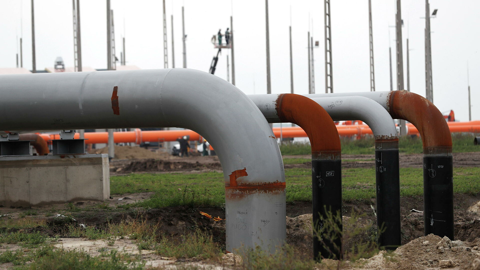 Вучич надеется на встрече с Путиным обсудить цены на газ 