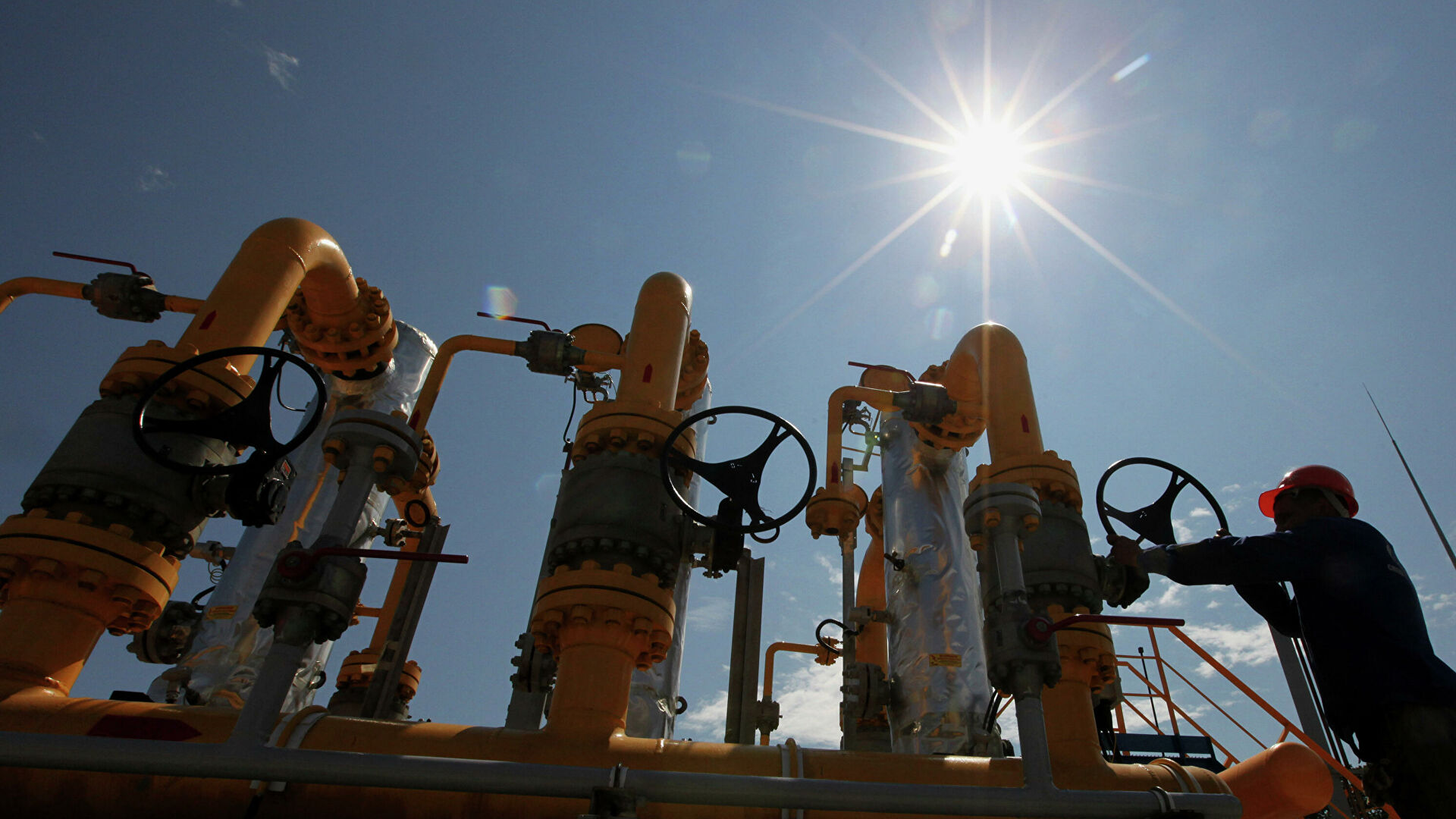 Путин объяснил высокие цены на газ в Европе