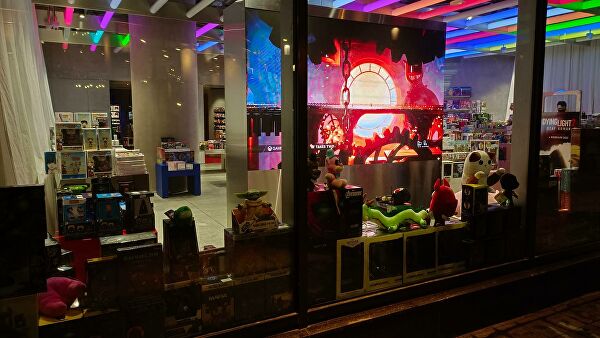 В России представили китайский смартфон-хамелеон Vivo V23